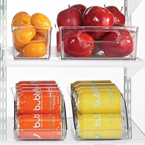 mDesign ofrece una amplia variedad de productos para almacenamiento en su refrigerador o frízer